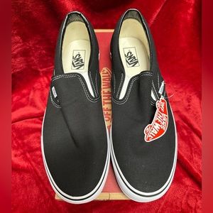 Vans “Off The Wall” Black & White Classic Slip-On Skate Shoes Size 13 Brand New!